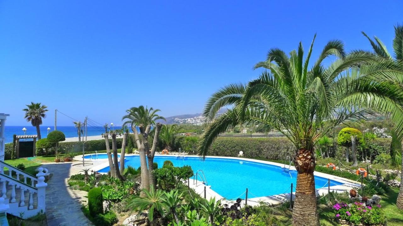 Stella Maris - Sleeps 4 Apartment Nerja Luaran gambar