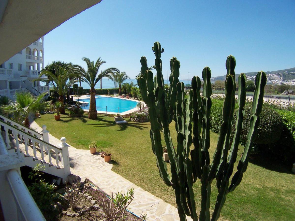 Stella Maris - Sleeps 4 Apartment Nerja Luaran gambar